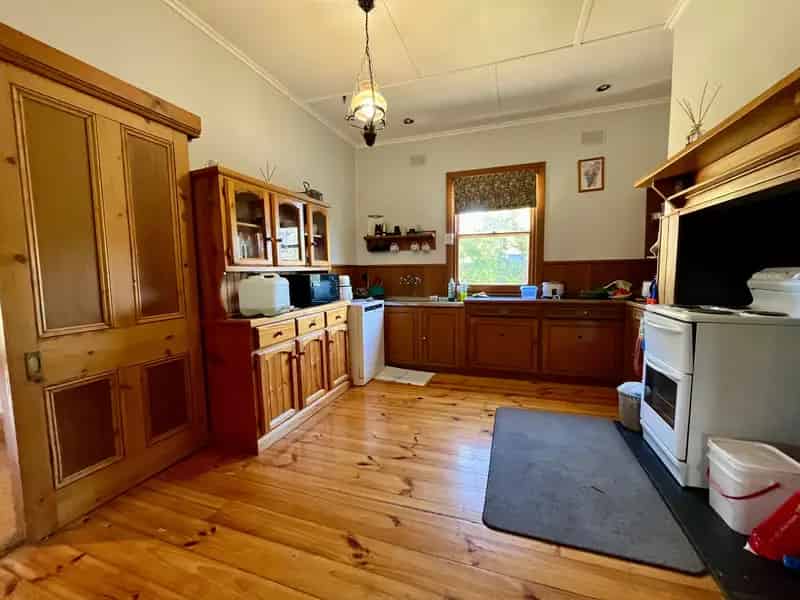 4 Bedroom Cottage