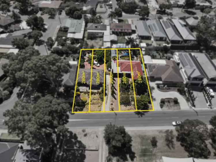 A huge development opportunity awaits for 5 Torrens Title Allotments - Approval Granted!