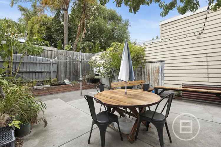 Windsor Gem: Prime 321sqm Allotment - Renovation or Development