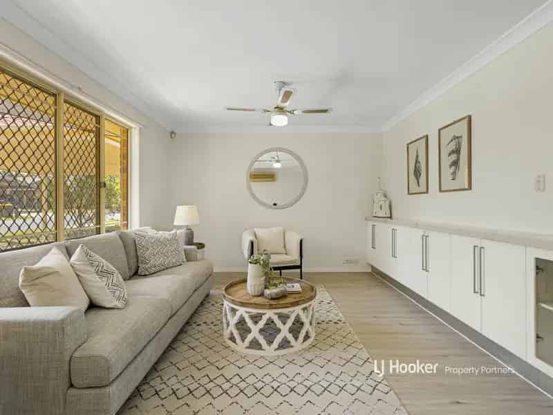 House For Sale , 25, Solandra Crescent, City of Brisbane, Queensland
