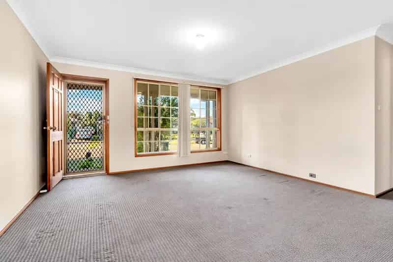 Real Estate For Lease - 1/4 Settlers Crescent - Bligh Park , NSW