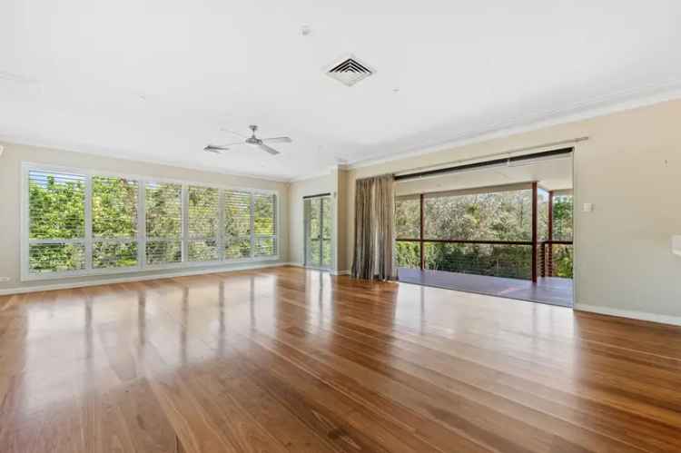 For Lease Charming Home in Beecroft with 5 Bedrooms and Outdoor Space