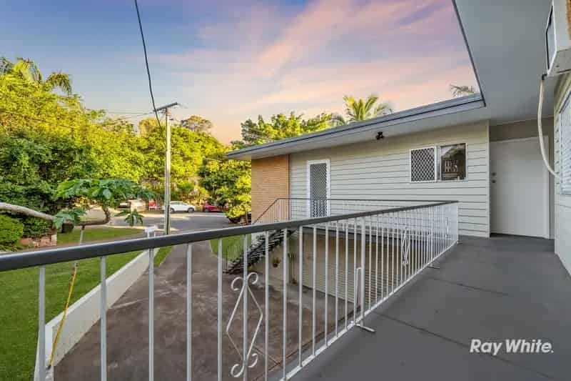 Sell multi-unit complex Redhill LMR zoning redevelopment opportunity
