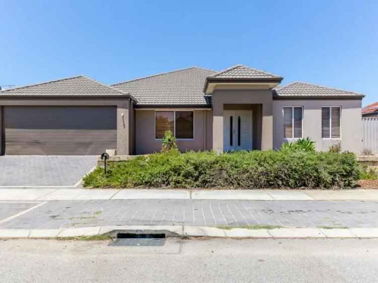 Spacious 4x2 Family Home in Harrisdale Senior High School Zone