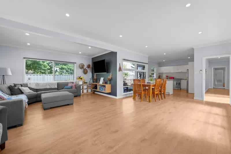 Tranquil Family Living with Room to Grow - Prime Mansfield Location