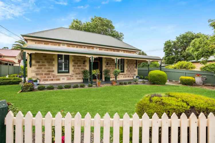 Short Term Lease of Character 4 Bedroom Home in Mount Barker