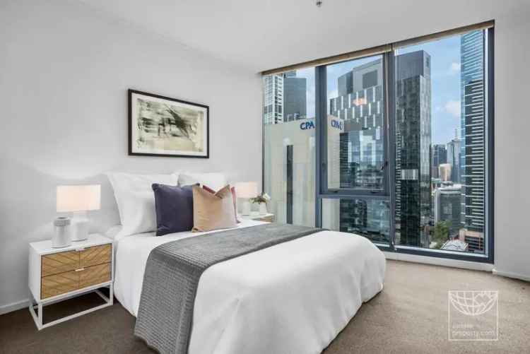 240m² 2-Room Melbourne Apartment Southbank City Views Gym Pool Spa