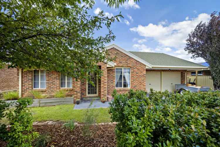 House For Sale in District of Gungahlin, Australian Capital Territory