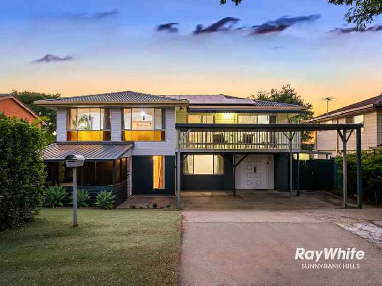 Buy beautifully renovated home in Runcorn with pool and modern features