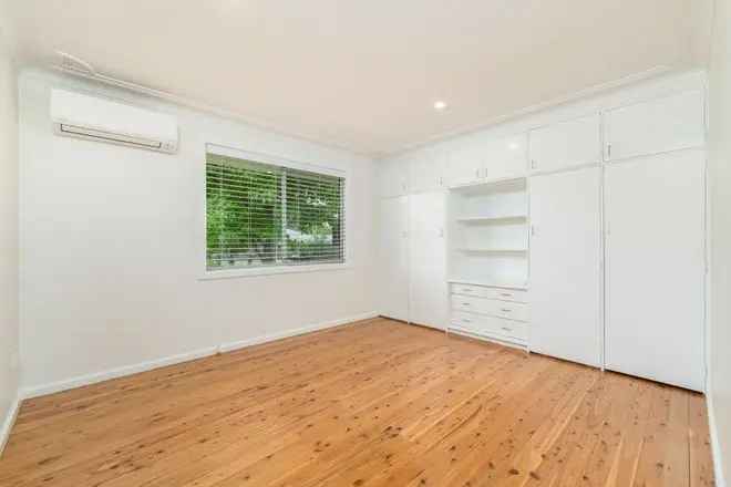 House For Rent in 196, Markham Street, Armidale, New South Wales