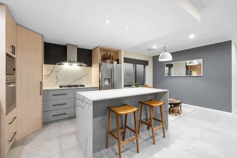 House For Sale - 35 Murrumbidgee Drive, Hammond Park WA 6164