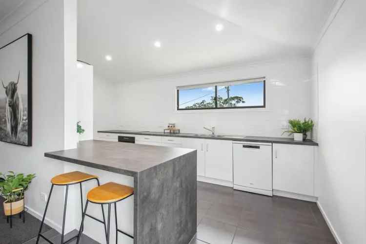 House For Sale The Range QLD Modern Renovated Home Mountain City Views