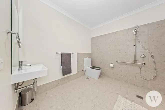 Apartment For Rent in Brisbane City, Queensland