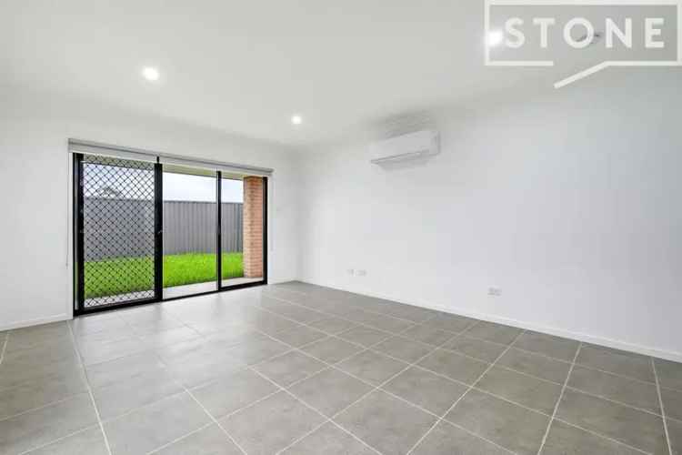 Lease Three Bedroom Duplex in Cessnock with Modern Features