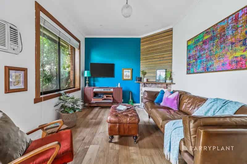 Stylish Flair In Central Preston