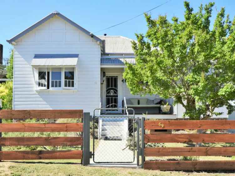 House For Sale in Young, New South Wales