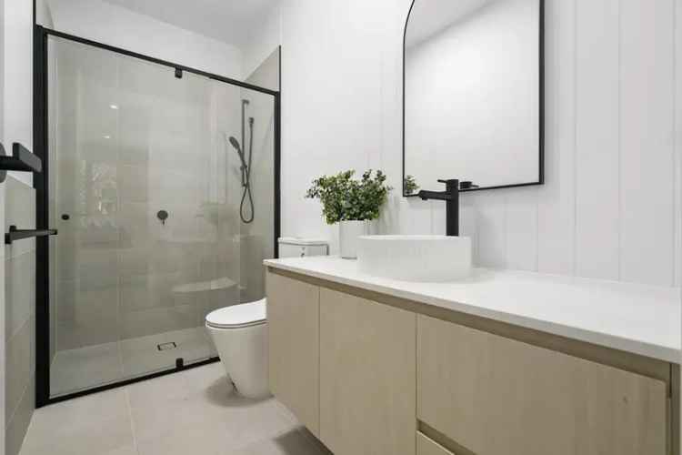 House For Sale in Melbourne, Victoria