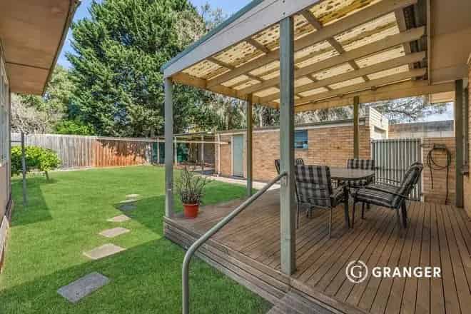 House For Sale , 152, Centre Dandenong Road, Melbourne, Victoria