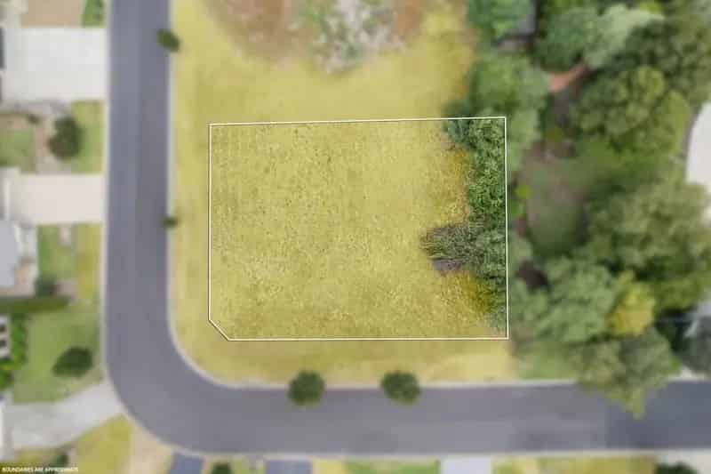 Buy Land in Mount Gambier with Family Friendly Features