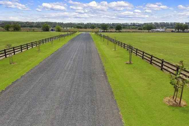 8.2 Hectare Agricultural Land Richmond Rise