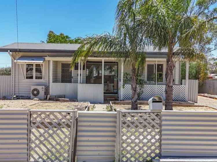 Refreshed 1950s Home 3 Bed 1 Bath 809m² Block Solar Power