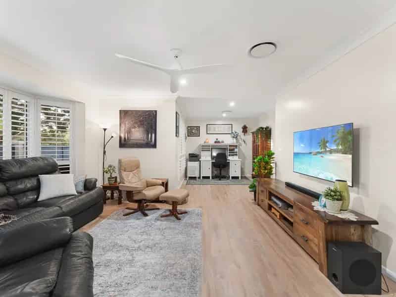 Fully Renovated Lowset Family Home in Desired Pocket!
