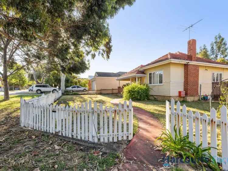 House For Rent in 134, View Terrace, City of Melville, Western Australia