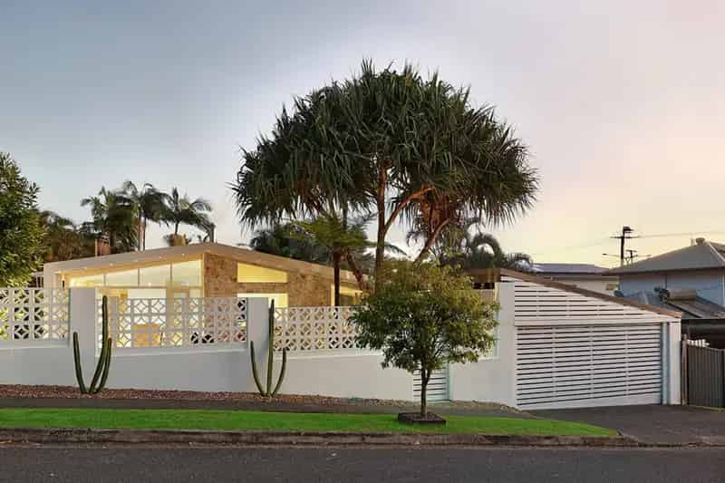 Benchmark Burleigh Beach Retreat