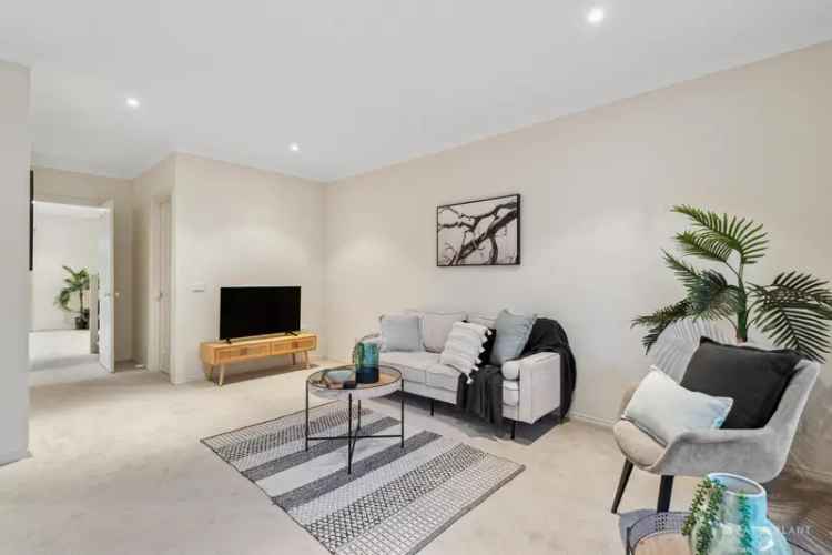 3 Bedroom Townhouse in Madison Estate Mitcham