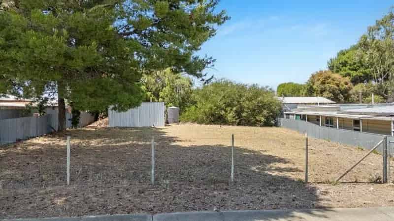 Build your dream home in Milang!