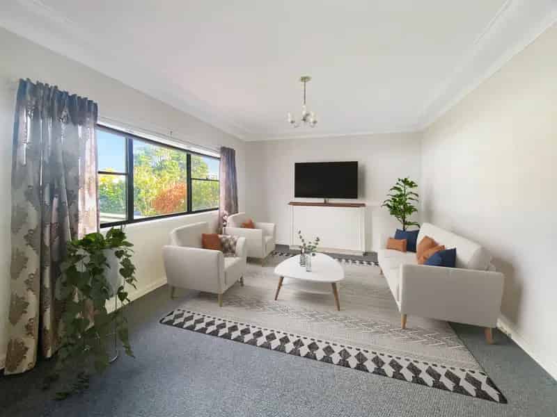 Real Estate For Lease - 3 Wallawa Avenue - Engadine , NSW