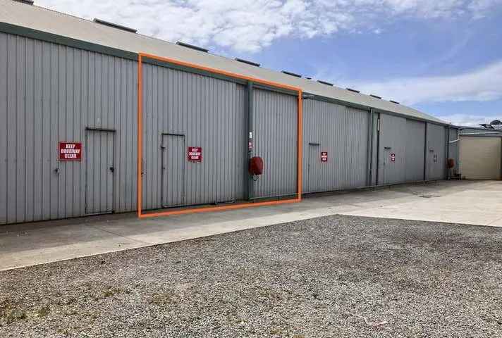 130 Sqm Warehouse For Lease in Lonsdale