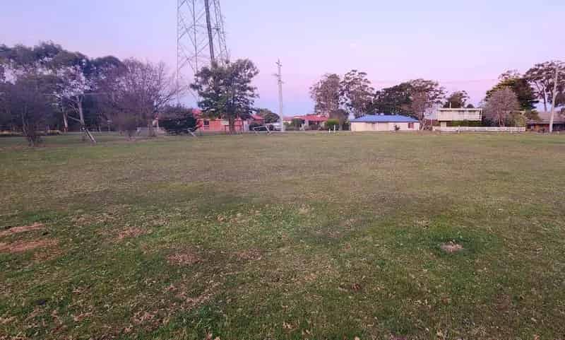 Buy land in Mirrabooka Hill with good location and minimal slope