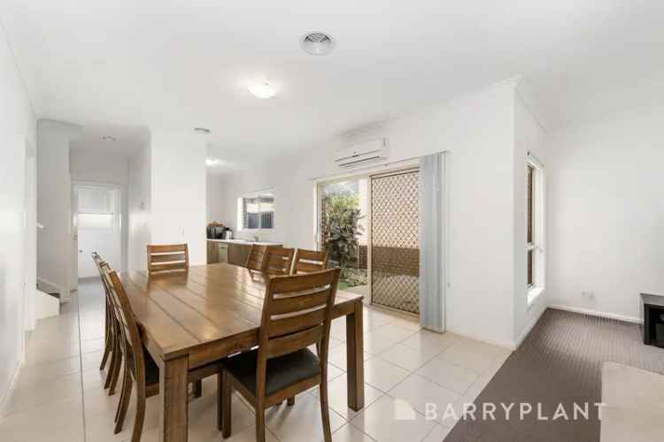 Stylish and Modern Living in Prime Point Cook Location