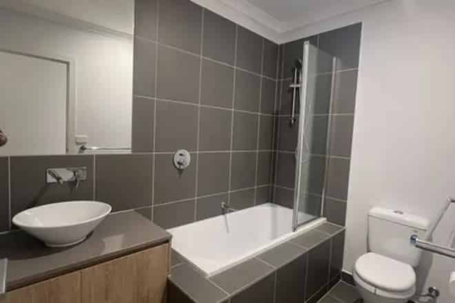 House For Rent , 24, Pigato Crescent, Melbourne, Victoria