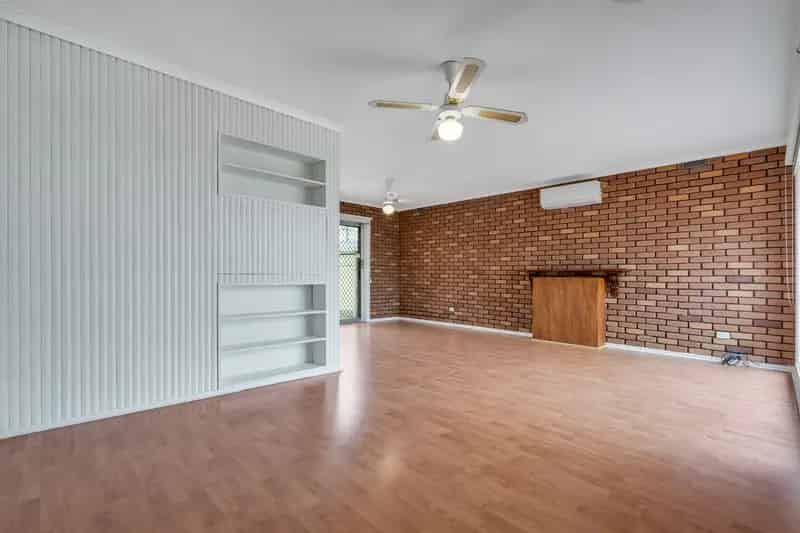 3 rooms house of 160 m² in Melbourne