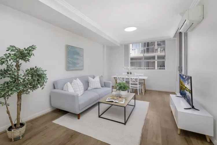 2 rooms apartment of 247 m² in Sydney