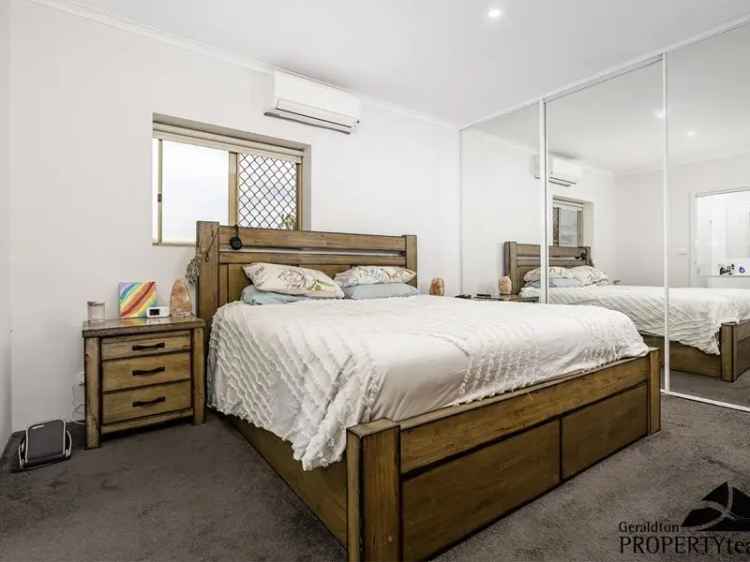 House For Sale in Shire Of Chapman Valley, Western Australia