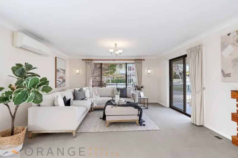 House For Sale , 13, Caleula Crescent, Orange, New South Wales
