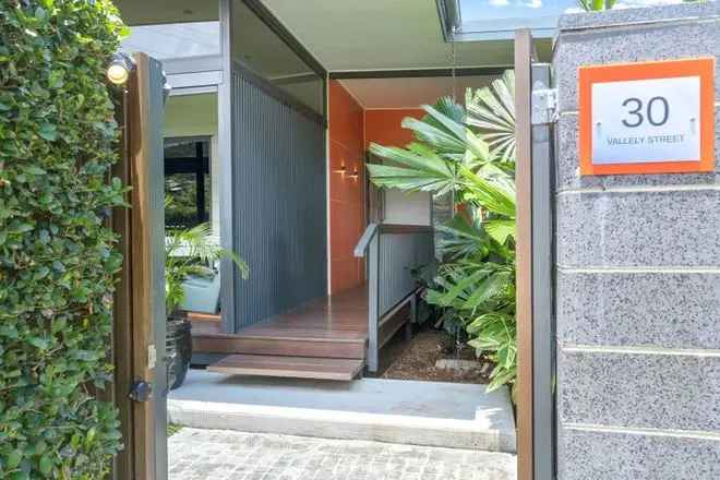 House For Sale in Cairns, Queensland