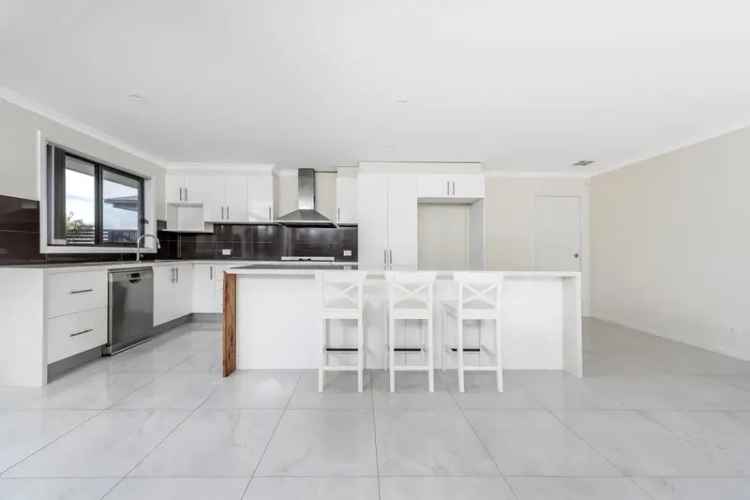 House For Rent in District of Gungahlin, Australian Capital Territory