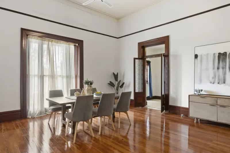 Buy Georgian estate in Goulburn with historical charm and modern comforts
