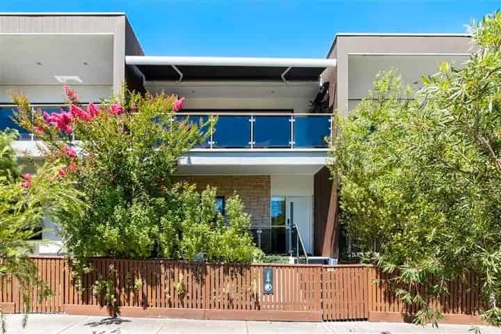 4 rooms house of 259 m² in Melbourne