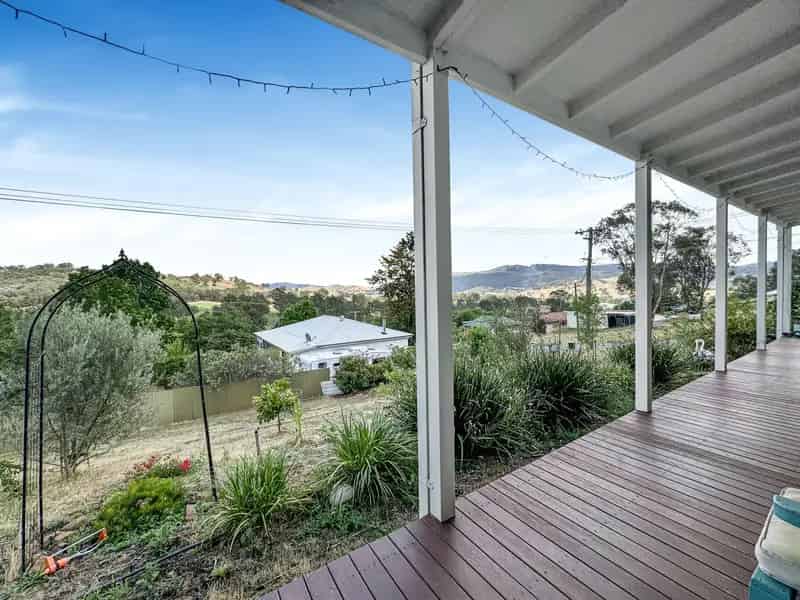 Buy Modern Four Bedroom Home With Golf Course Views