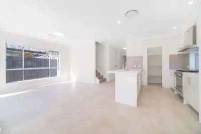 4 Bedroom House 202m² Marsden Park Sydney