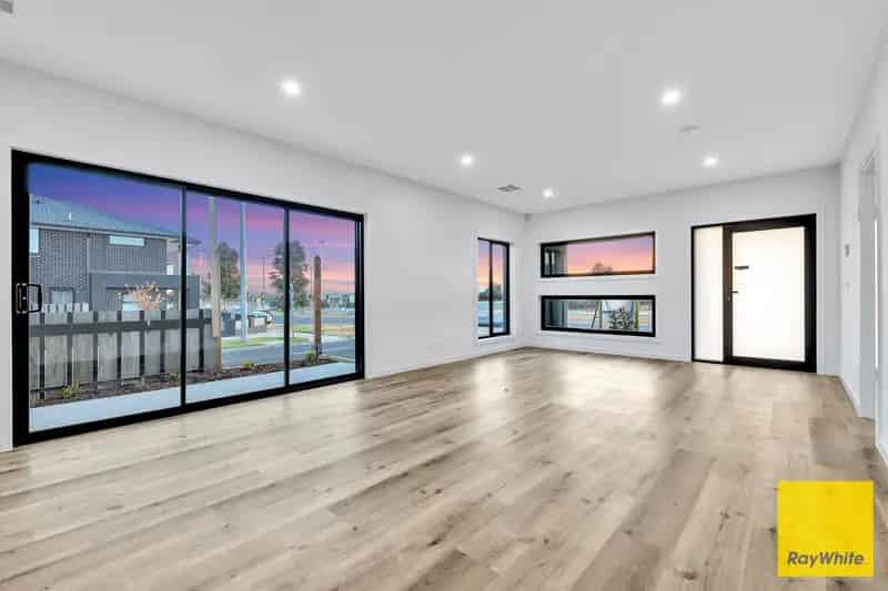 Brand New Luxury Home Awaits in Truganina - Nest or Invest!