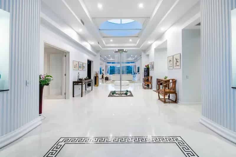 Buy House North Facing Waterfront Oasis in Sanctuary Cove with Luxury Features
