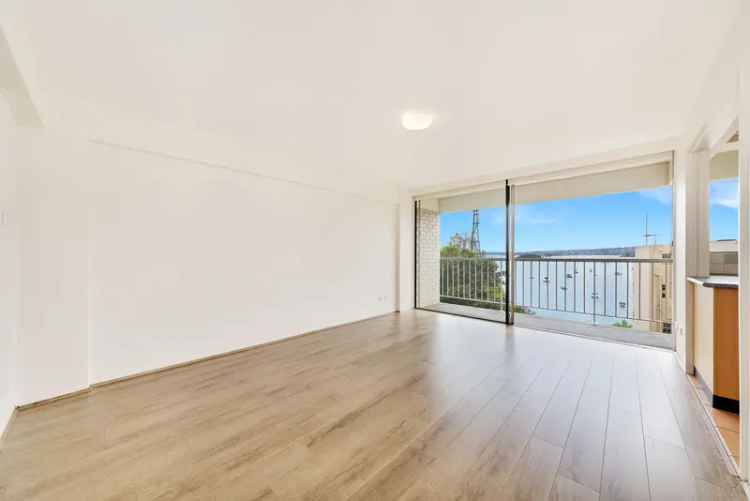 2 rooms apartment of 270 m² in Sydney