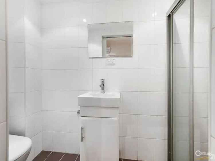 Studio Apartment near Kings Cross Station Sydney