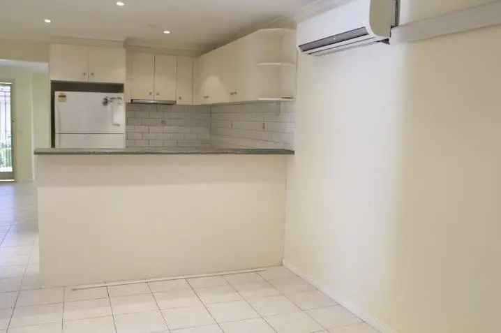 House For Rent in 31, Elinda Place, Melbourne, Victoria